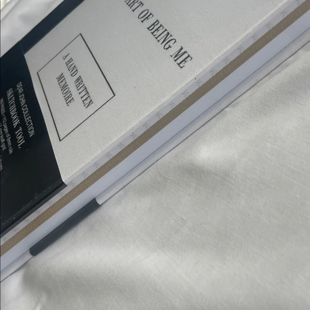 Dear John Collection Sketchbook Tool - White - Picture 3 of 3